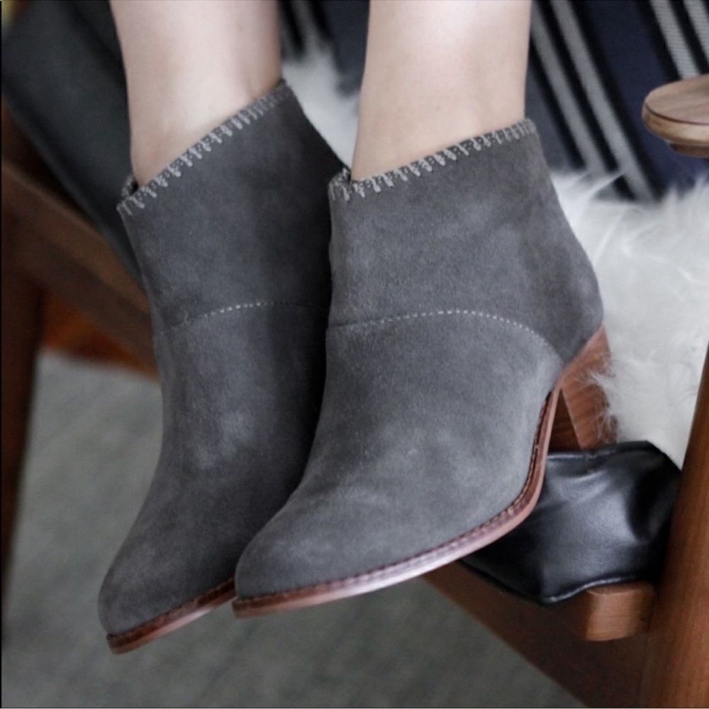 TOMS | Leila Ankle Heeled Bootie Grey Suede Size 6.5. B82